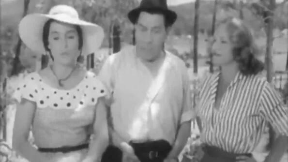 Мастурбація смаглявої дівчини була на порно на українські мові висоті.