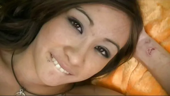 Бісексуальні подруги займаються сексом порно фото українське з альфа самцем.