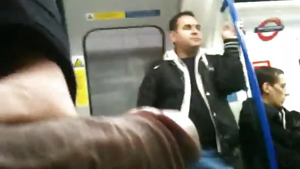 Донжуан сповна насолодився сексом з молодою українські дівчата секс та зрілою.