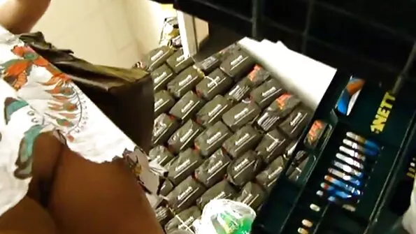 Майстерно натрахав студентку в симпатичну український секс інтимну дірочку.