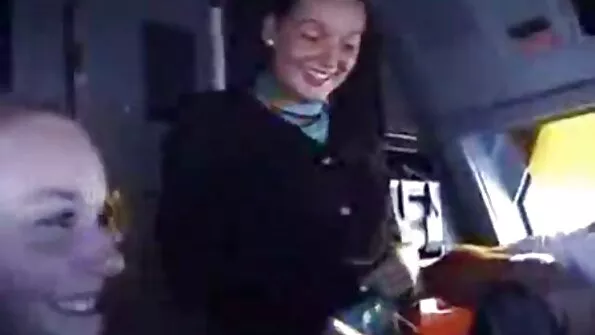 Блондинці з пірсингом подобається жорсткий секс з кількома домашне українське порно партнерами.