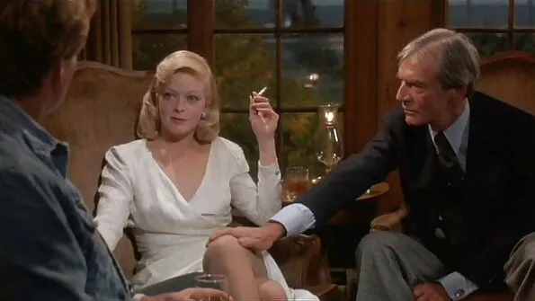 Дві чорняві смокчуть фалос мужика і добувають солодку кончу. порно по українські