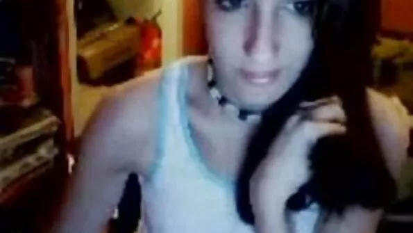 У укрїнське порно спортзалі спортивні дівчата пустують разом.