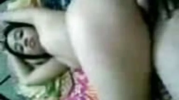 Дівчата натовпом трахкають український секс відео хлопця своїми кицьками.