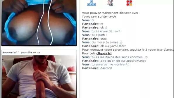 Дві гарні подруги мастурбують українське порно мокрі щілини вібраторами.