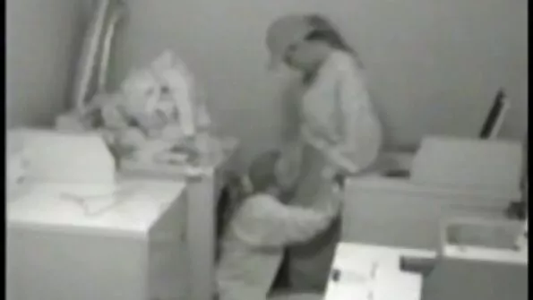 Киска українськепорно з великими статевими губами прагне отримати член