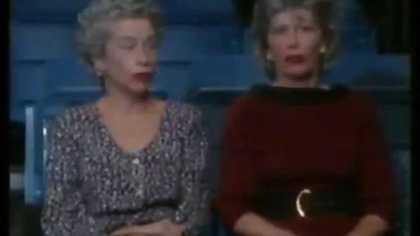 Брюнетка з українська порно татуюваннями обробила кілька членів