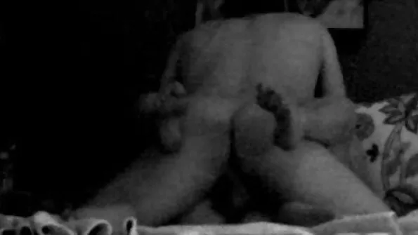 Молоденькі телички українське домашнє порно трахкають зі своїми друзями.