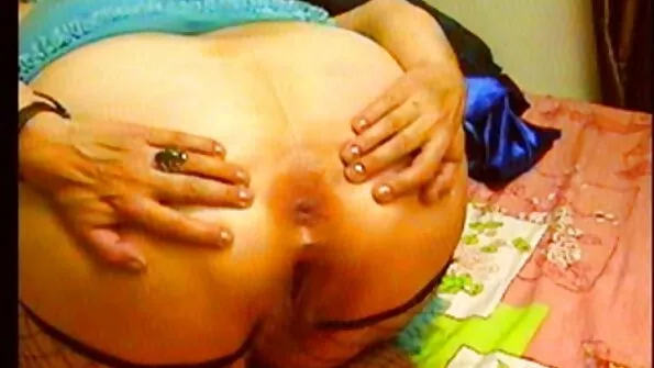 Дівчина з хлопцем чудово потрахали український порно фільм перед сном.