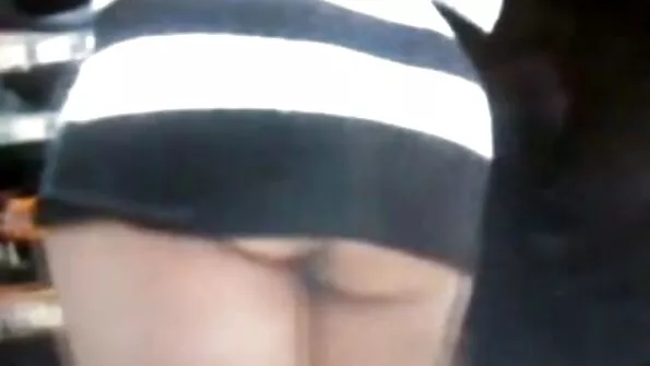 Дойки стрибають коли молодка українське порнр чпокається з сусідом.