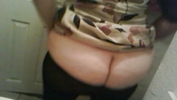 Сексуальна лесбіянка задовольняє улюблену шельму. український секс