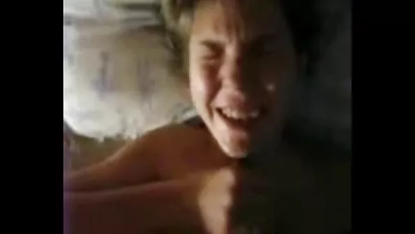 Люблячі секс порноукраїнське телиці мили машину і пестили свої дірки.